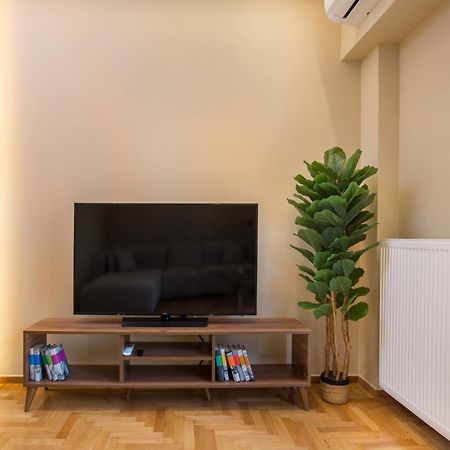 Urban Spacious Apartment Near Kallimarmaron Atene Esterno foto