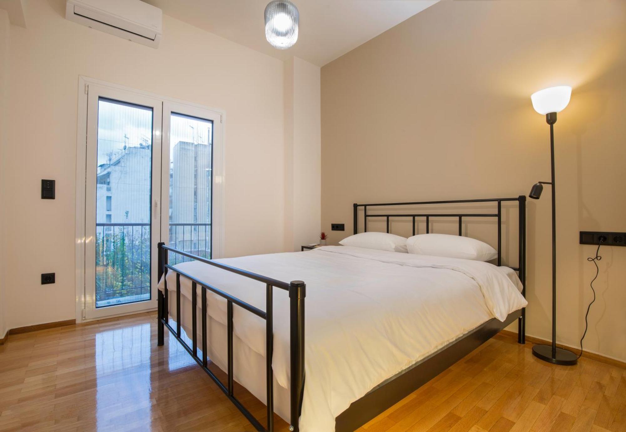 Urban Spacious Apartment Near Kallimarmaron Atene Esterno foto
