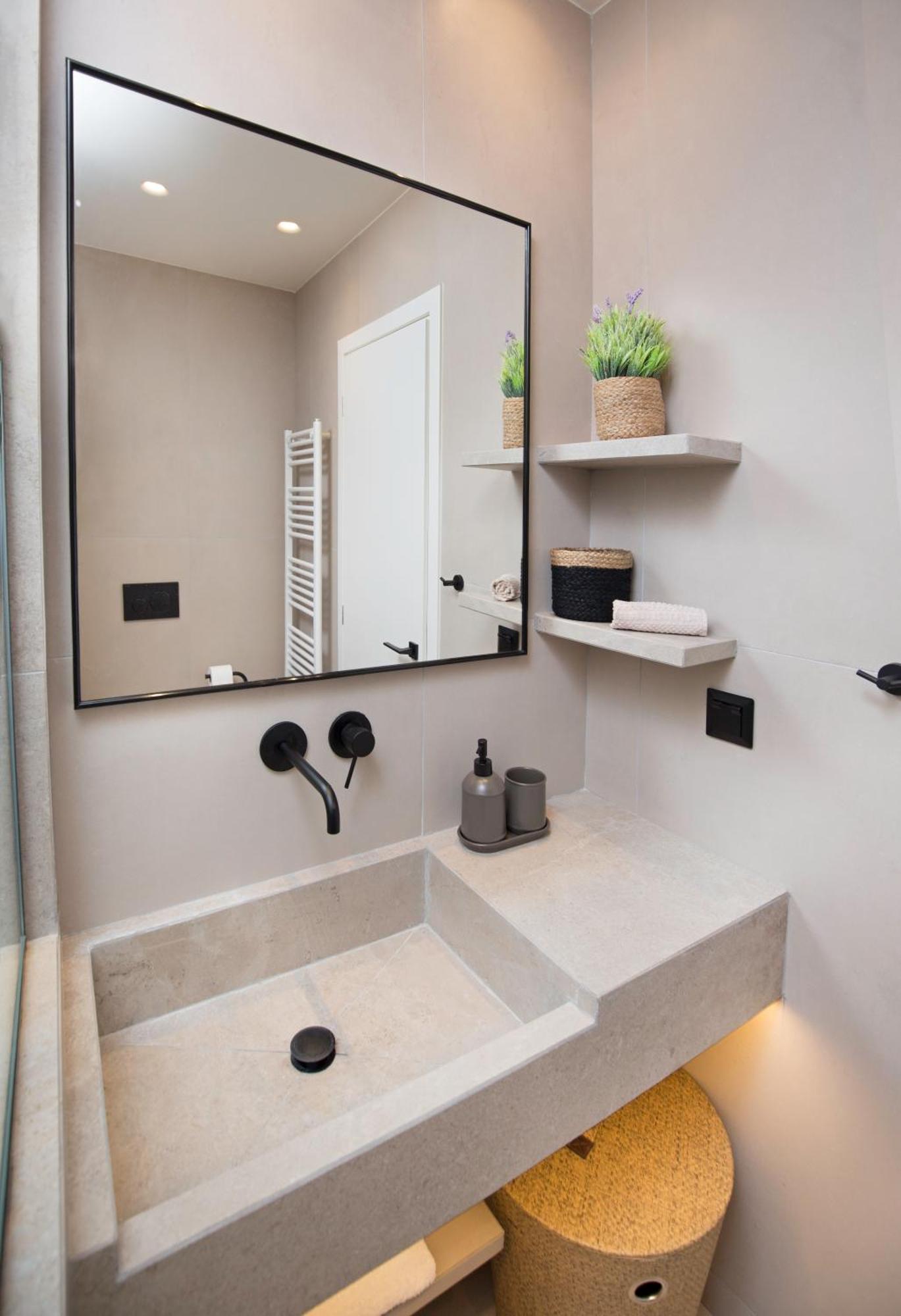 Urban Spacious Apartment Near Kallimarmaron Atene Esterno foto