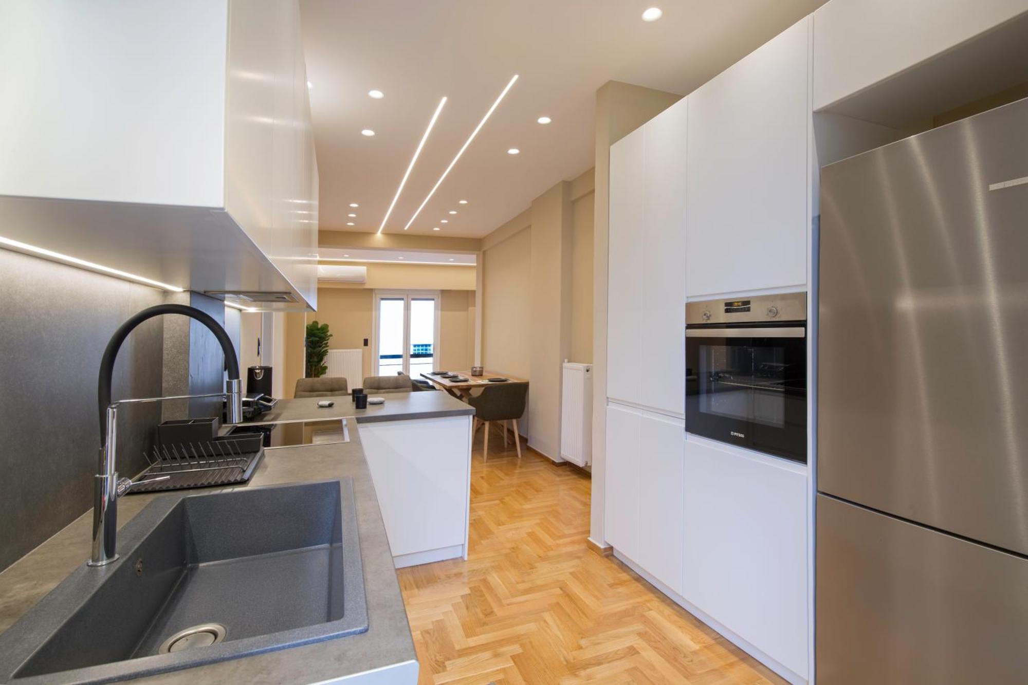 Urban Spacious Apartment Near Kallimarmaron Atene Esterno foto